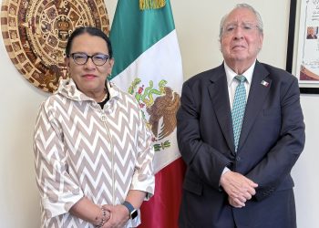 Rosa Icela Rodríguez extiende invitación al Papa León XIV para que visite México