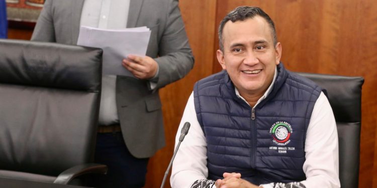 Rechaza Antonino Morales redadas del ICE en EEUU; exige trato digno para migrantes mexicanos