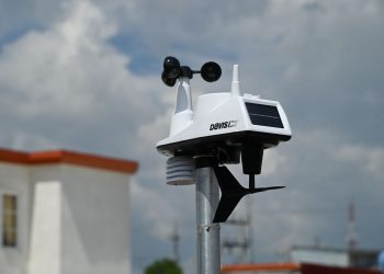 Tecámac refuerza prevención ante lluvias con estaciones meteorológicas de alta tecnología