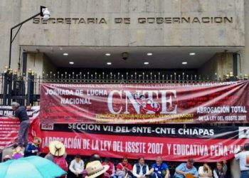 Gobierno y CNTE mantienen diálogo sin avances; maestros exigen reunión con Sheinbaum