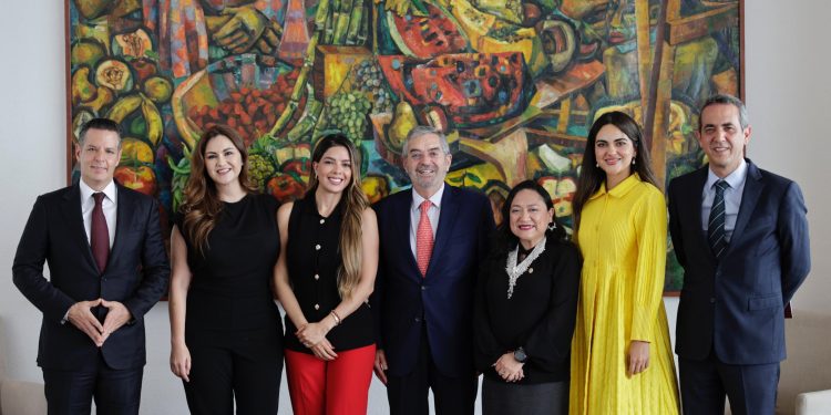 Senadores de Morena, PAN, PT y Verde viajan a Washington para frenar impuesto a remesas