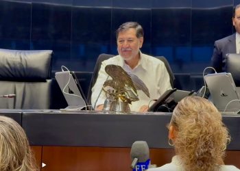 Fernández Noroña guarda silencio tras llamado de atención de Sheinbaum por confrontación con senador de EEUU