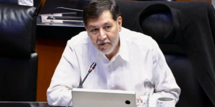 Recula Fernández Noroña y llama a mantener relación respetuosa con Estados Unidos