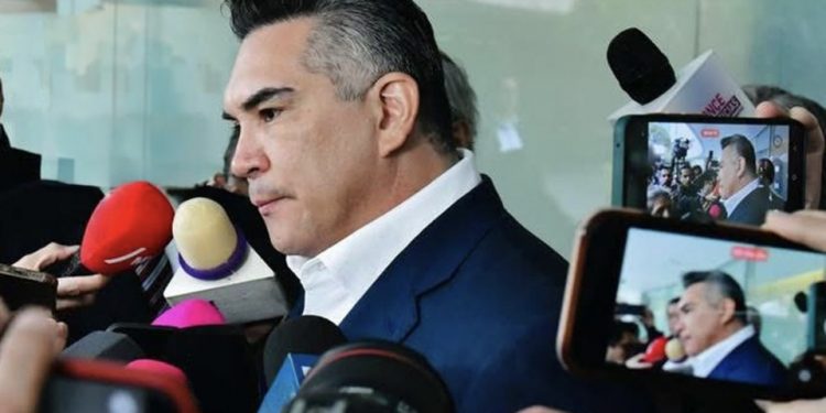 Alejandro Moreno condena la “Ley Censura” en Puebla y acusa a Morena de reprimir la libertad de expresión