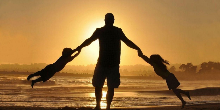 La presidenta Sheinbaum envía mensaje de felicitación por el Día del Padre