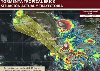 “Erick” podría tocar tierra como huracán categoría 2 en el sur del país; autoridades activan protocolos de emergencia
