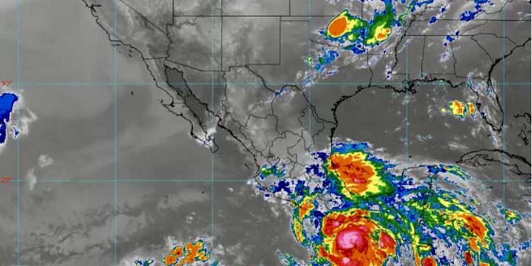 Alerta en el Pacífico: “Erick” sube a huracán y amenaza con tocar tierra en el sur de México como categoría 2