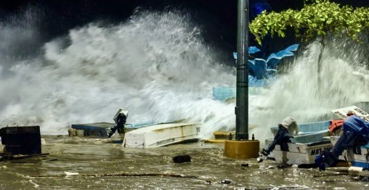 Autoridades federales, estatales y municipales implementan operativo para atender daños ocasionados “Erick” en Guerrero y Oaxaca