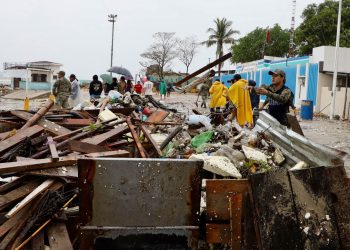Alejandro Moreno reconoce labor de Marina y Sedena ante paso del huracán “Erick”