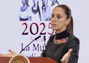 Sheinbaum rechaza críticas por nombramiento de algunos priístas como cónsules; “no es pago de favores”