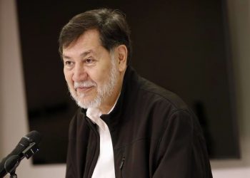 Fernández Noroña, ateo confeso, asiste a audiencia con el Papa León XIV en el Vaticano y lanza críticas a Calderón