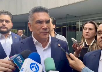 Exige Alito Moreno a Morena aclarar presuntos vínculos con García Luna y lavado de dinero en instituciones financieras