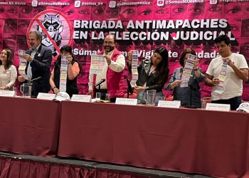 Brigada Antimapaches denuncia pago de hasta 4 mil pesos por repartir acordeones durante elección judicial
