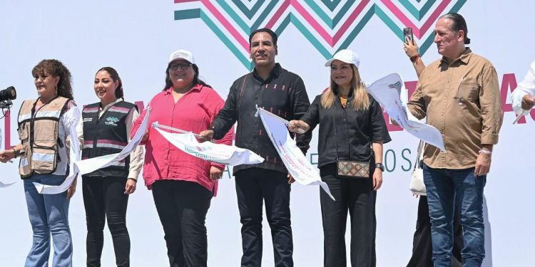 Da inicio Eduardo Ramírez a la construcción de la carretera Palenque–Ocosingo, “La Ruta de las Culturas Mayas”