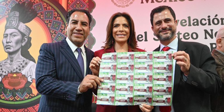 Develan billete de Lotería dedicado a la Reina Roja de Palenque en homenaje a la Mujer Indígena Maya