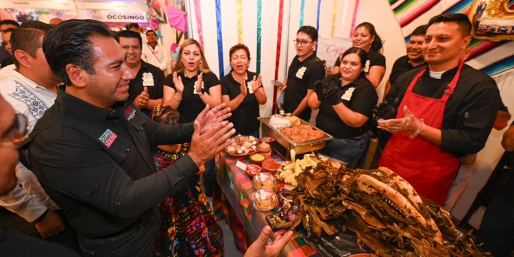 Eduardo Ramírez reconoce al Icatech por 25 años de servicio en favor de la capacitación y el desarrollo en Chiapas