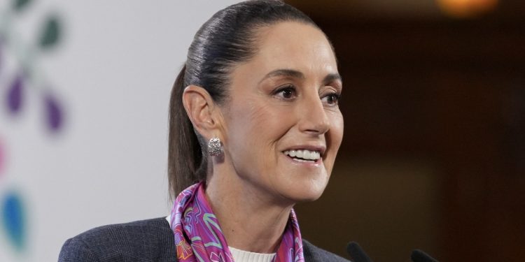 Sheinbaum descarta “preocupación adicional” por uso de drones del narco en frontera con EEUU