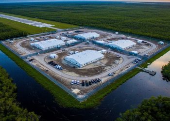 Sheinbaum rechaza “Alligator Alcatraz” la nueva prisión migrante de Trump; “viola derechos humanos”