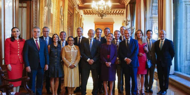 Sheinbaum acuerda con empresarios acelerar el Plan México para detonar inversión y fortalecer MiPyMES