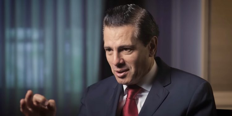 Peña Nieto desmiente acusaciones sobre presuntos sobornos ligados a Pegasus