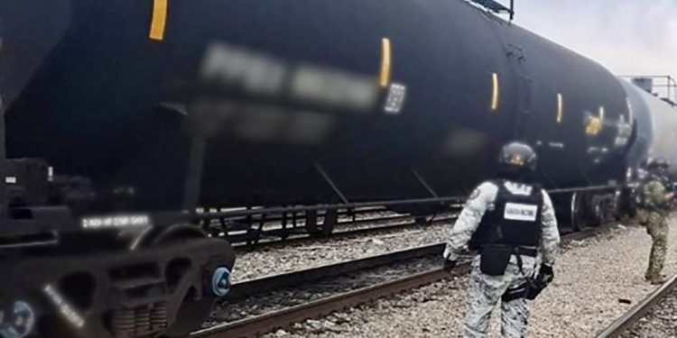 Histórico decomiso de combustible ilegal en Coahuila, más de 15 millones de litros asegurados