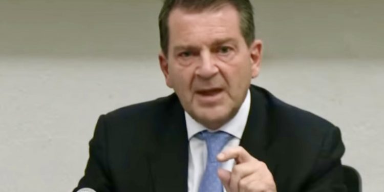 ABM defiende solidez financiera ante embate de EEUU contra bancos mexicanos