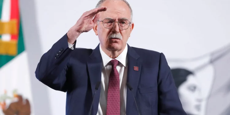 Añorve y Beltrones exigen la renuncia del secretario de Agricultura por plaga del gusano barrenador