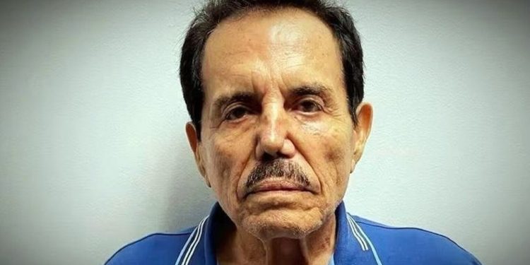 “No defendemos a criminales”, Sheinbaum pide a EU aclarar entrega de “El Mayo” Zambada y Joaquín Guzmán López