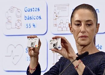 Presenta gobierno de México nueva Tarjeta del Bienestar para envío de remesas sin impuestos desde EU