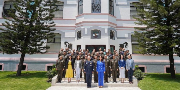 Libia Dennise García presenta en foro nacional estrategia de seguridad de Guanajuato