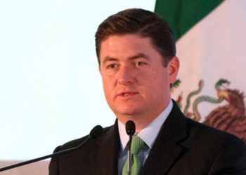 Agentes de CBP retienen a Rodrigo Medina, exgobernador de Nuevo León, en frontera con Texas