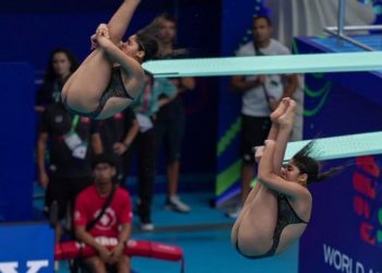 Mexicanas Lía y Mia Cueva ganan histórico bronce en Mundial de Deportes Acuáticos en Singapur