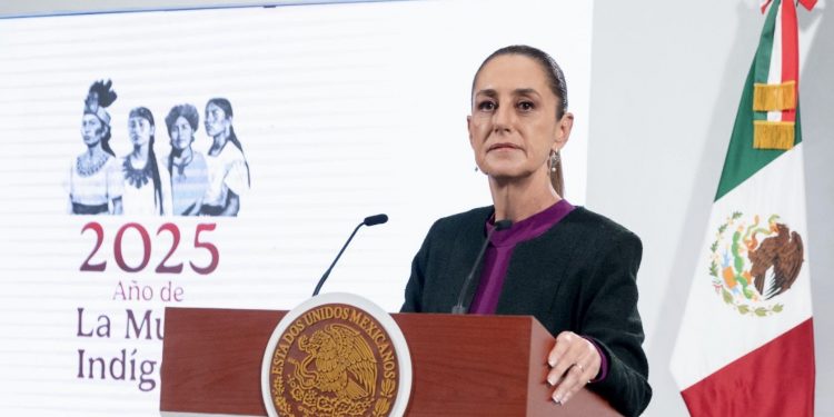 Sheinbaum cuestiona funciones duplicadas de OPLEs con el INE