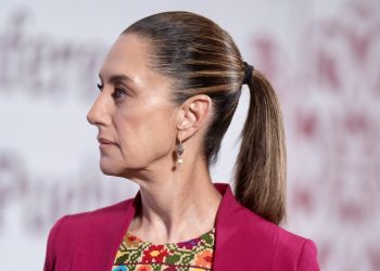 Sheinbaum critica el sistema de representación plurinominal y cuestiona elitismo de expresidentes del IFE y del INE