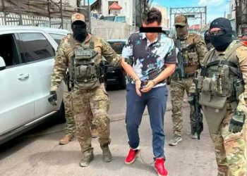 Juez vincula a proceso a Julio César Chávez Jr.; le dan libertad condicional