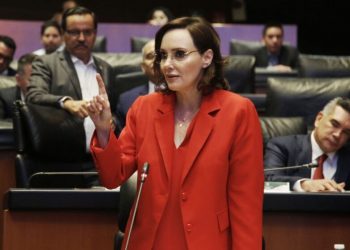 Alejandro Moreno expresa solidaridad con Lilly Téllez y acusa al gobierno de perseguir a la oposición