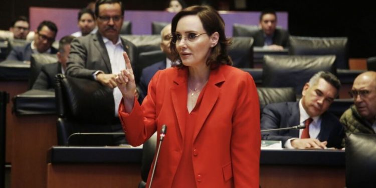 Alejandro Moreno expresa solidaridad con Lilly Téllez y acusa al gobierno de perseguir a la oposición