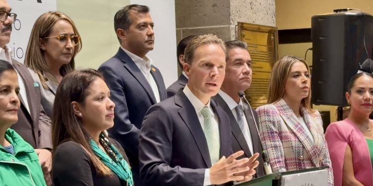 Manuel Velasco propone reducir al 50% financiamiento a partidos, con reparto equitativo entre todas las fuerzas políticas