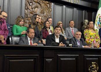 Fernández Noroña denunciará a Alejandro Moreno y solicitará su desafuero tras agresión en la Comisión Permanente