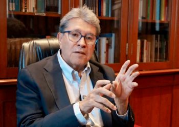 Monreal advierte riesgos de división interna en Morena ante próximos comicios y reformas electorales