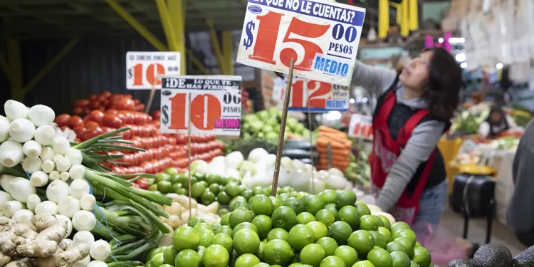Inflación anual en México se desacelera a 3.51% en julio: Inegi