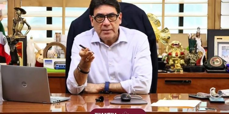 Retiran visa estadounidense a alcalde de Nogales; asegura que no hay acusaciones en su contra