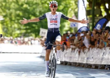 Isaac del Toro hace historia, gana la Vuelta a Burgos 2025 y confirma su lugar entre la élite del ciclismo mundial