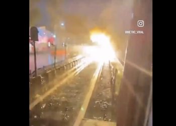 Explosión en túnel de San Antonio Abad provoca cierre parcial de la Línea 2 del Metro