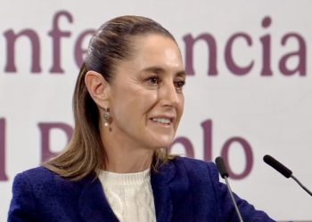 “Un soldado y una soldada en cada hijo te dio” para defender nuestra soberanía ante rumores de sobrevuelos de drones de la CIA: Sheinbaum