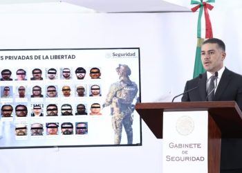Traslado de 26 capos a EU busca frenar operaciones criminales desde prisión: García Harfuch