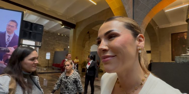 Marina del Pilar Ávila asegura que mantiene coordinación con EU tras retiro de su visa