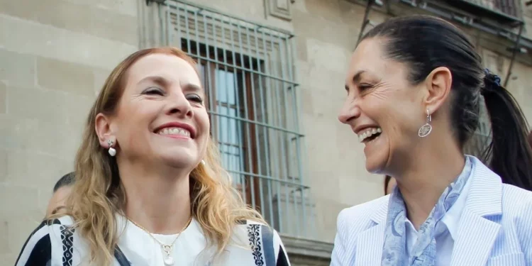 “Ella vive en México”, Sheinbaum desmiente rumores sobre Beatriz Gutiérrez Müller