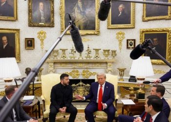 Trump y Zelenskyy buscan reunión trilateral con Putin para poner fin a la guerra en Ucrania