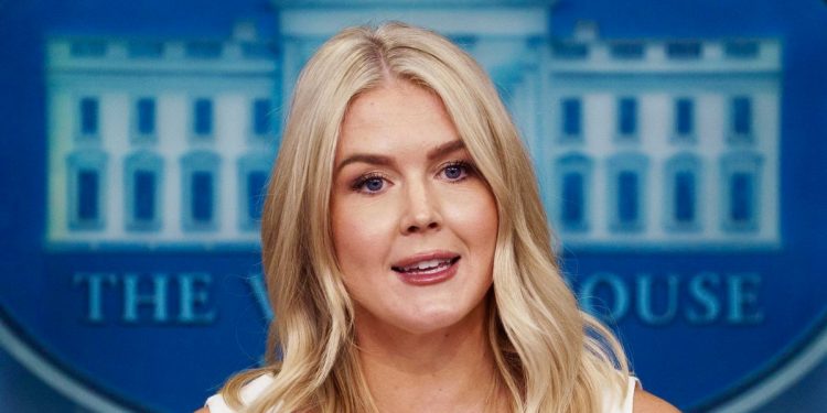 EEUU despliega buques y tropas en el Caribe; Casa Blanca asegura que Maduro es un “líder fugitivo de un cártel”